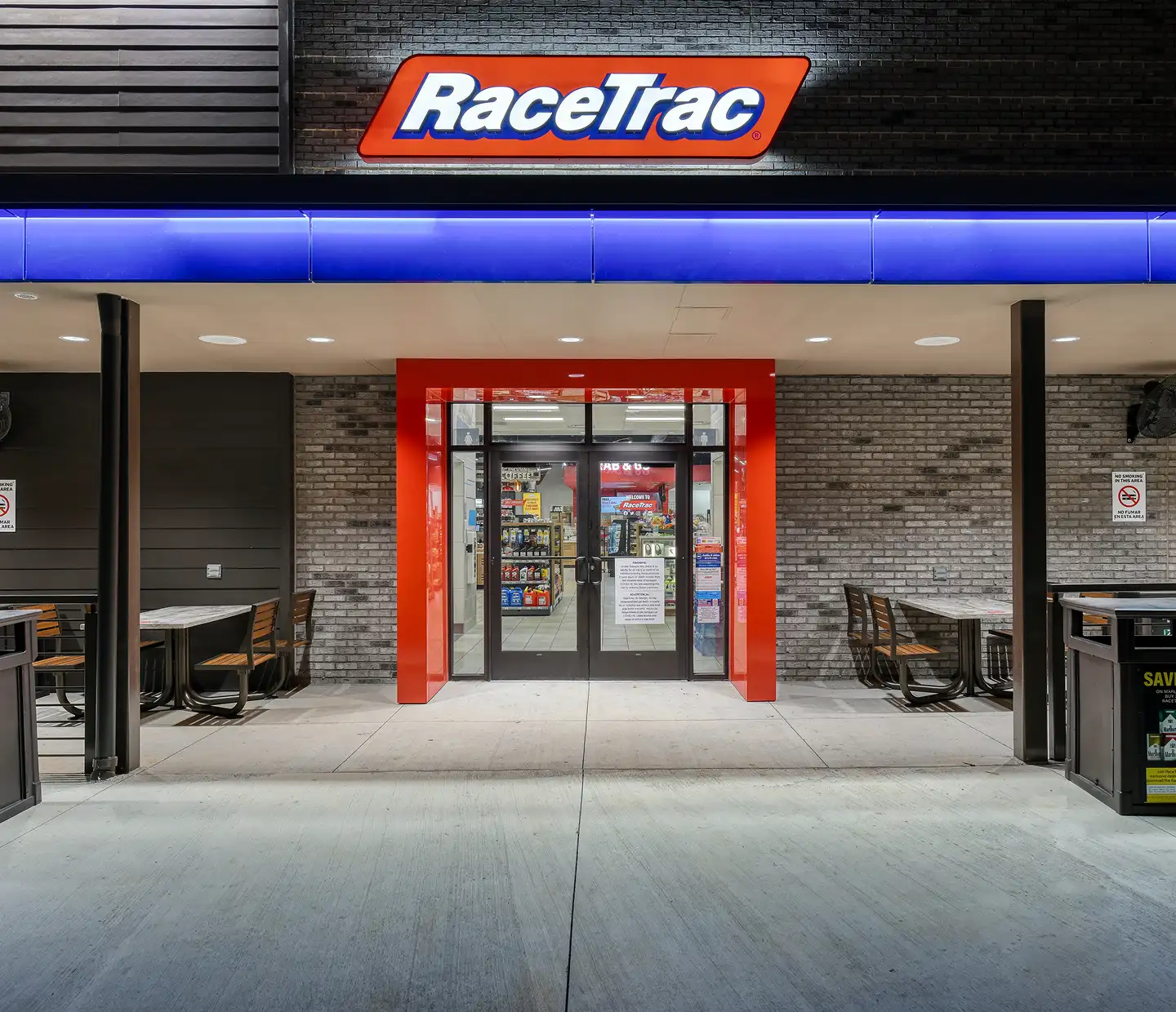 RaceTrac front of house